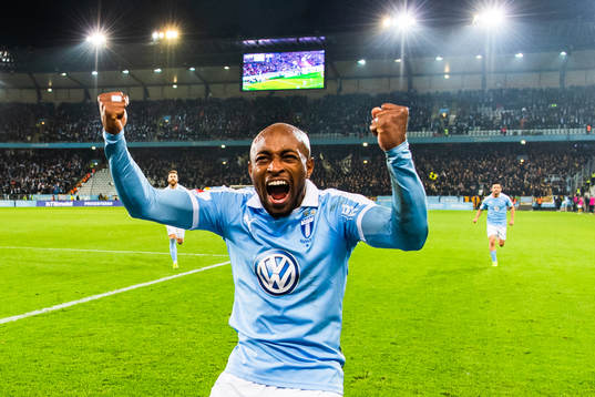 Malmö FFs Fouad Bachirou jublar
