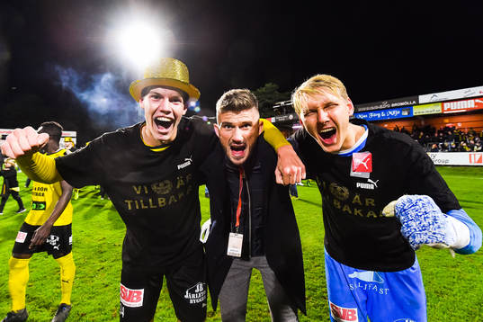 Mjällbys Taylor Silverholt, Erik Pärsson och målvakt