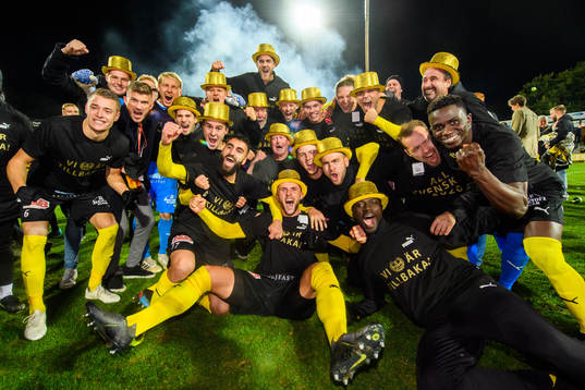 Bläddra bland fler bilder av Mjällby