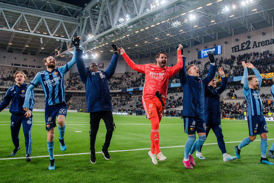 Djurgårdens målvakt Tommi Vaiho jublar