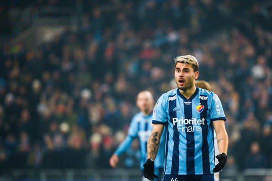 Djurgårdens Astrit Ajdarevic reagerar