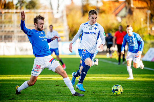 Trelleborgs Jakob Glasberg  mot Norröpings Isak Bergman
