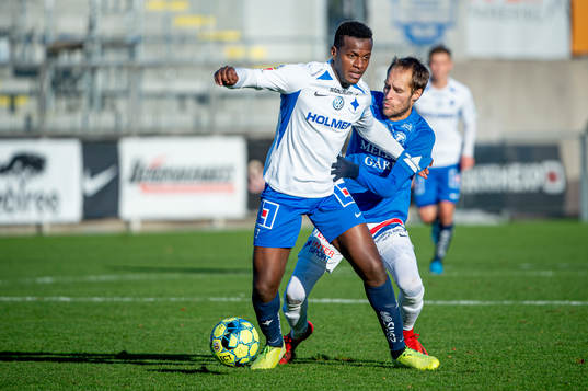 Norröpings Manasse Kosu mot Trelleborgs Zoran Jovanovic