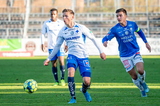 Norröpings Bjarni Bjarkason mot Trelleborgs Haris Brkic