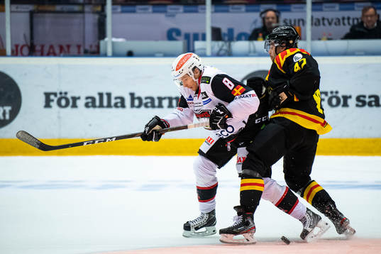 Malmö Redhawks Johan Olofsson och Brynäs Eric Norin