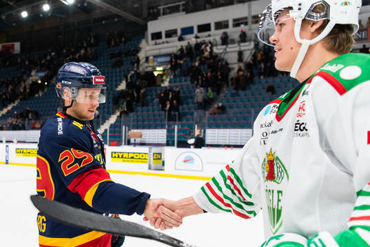 Djurgårdens Sebastian Strandberg och Rögles Erlend Lesund