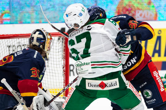Rögles Leon Bristedt och Djurgårdens Jesper Pettersson