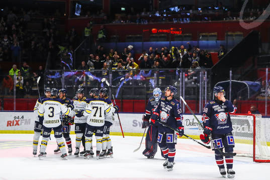 Linköpings Eddie Larsson och Jaakko Rissanen deppar