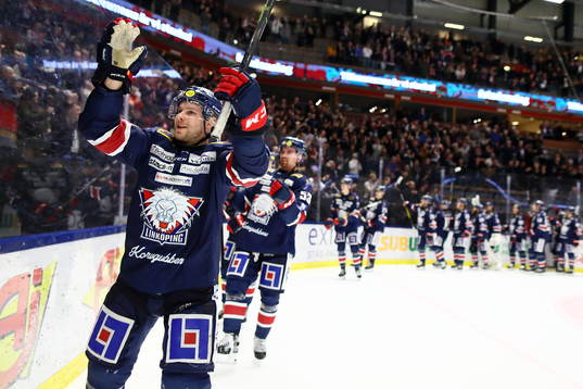 Linköpings Andrew Gordon jublar