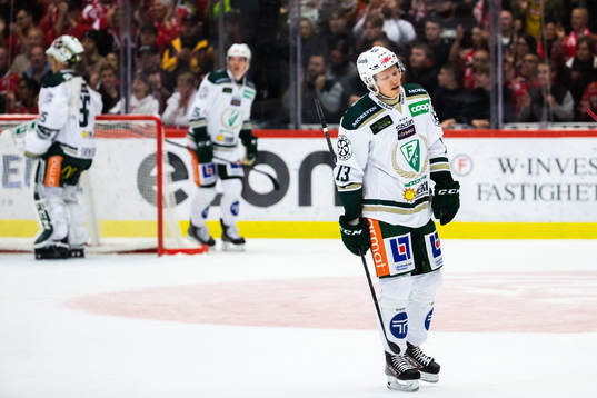 Färjestads Daniel Viksten deppar