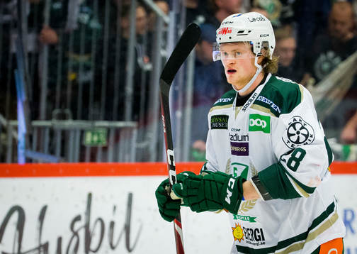 Färjestads Linus Arnesson deppar
