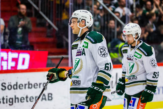 Färjestads Johan Ryno och Linus Johansson deppar