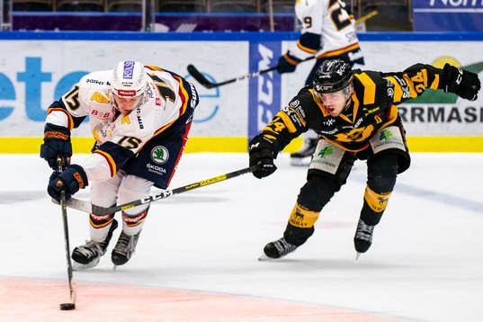Djurgårdens Ludvig Hedström och Skellefteås Andreas