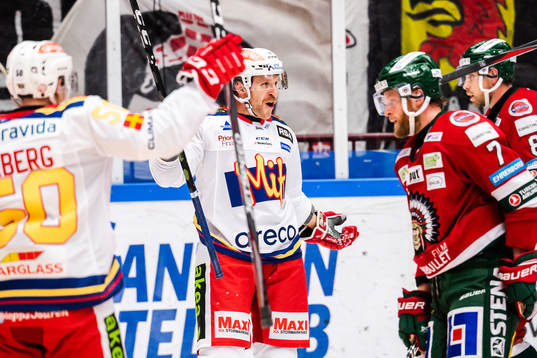 Malmö Redhawks Frederik Storm jublar