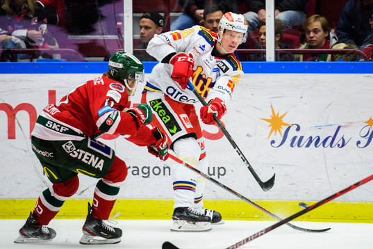 Malmö Redhawks Lars Bryggman och Frölundas Samuel Fagemo