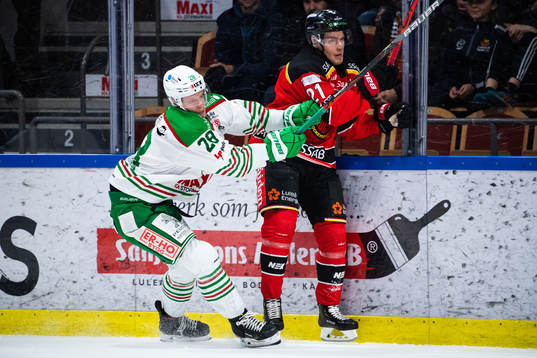 Rögles Anton Bengtsson och Luleås Juhani Tyrväinen