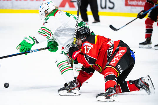 Rögles Erik Andersson och Luleås Isac Brännström