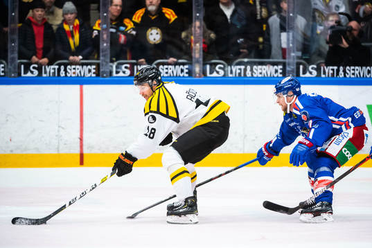Brynäs Anton Rödin och Oskarshamns Nichlas Torp