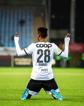 Samuel Adeniyi Adegbenro of Rosenborg celebrates