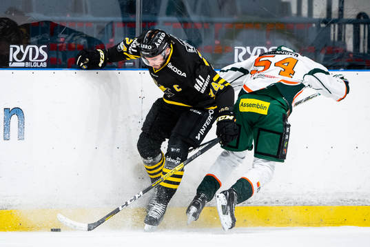 s Jacob Dahlström och Kristianstads Johan Lundgren