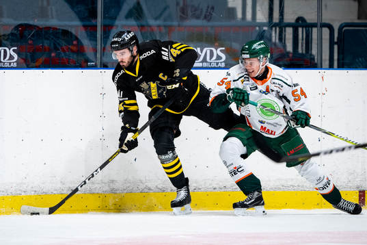 s Jacob Dahlström och Kristianstads Johan Lundgren