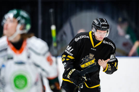 s Carl Wassenius har ont