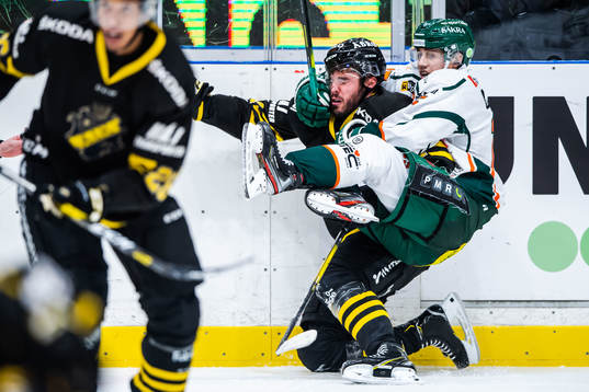 s Jacob Dahlström och Kristianstads Erik Santesson