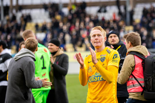 Falkenbergs Jacob Ericsson jublar