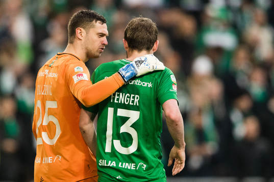 Hammarbys målvakt Davor Blazevic och Mads Fenger Nielsen