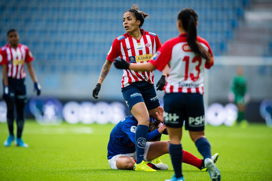 Giovanna de Oliveira of Avaldsnes and Sherida Spitse of