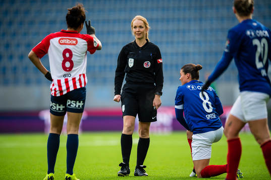 Marit Buhaug Folstad, referee