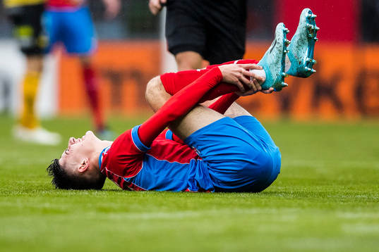Helsingborgs Armin Gigovic grimaserar