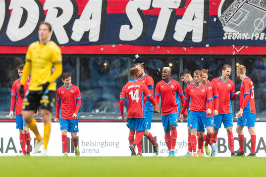 Helsingborgs spelare jublar