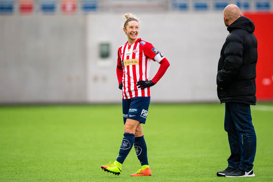 Robyn Elizabeth Decker of Avaldsnes