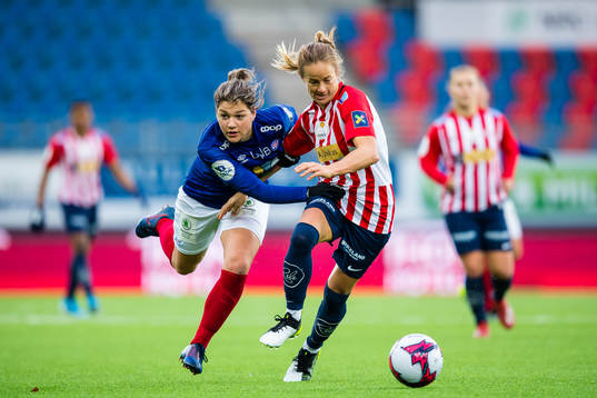 Dejana Stefanovic of Vålerenga and Aivi Belinda Kerstin