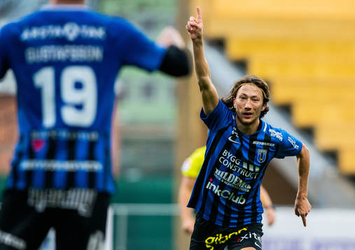 Sirius Axel Björnström jublar