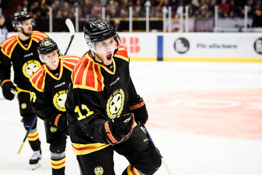 Brynäs Josef Ingman jublar