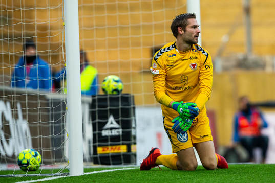 Kalmars målvakt Lucas Hägg-Johansson deppar