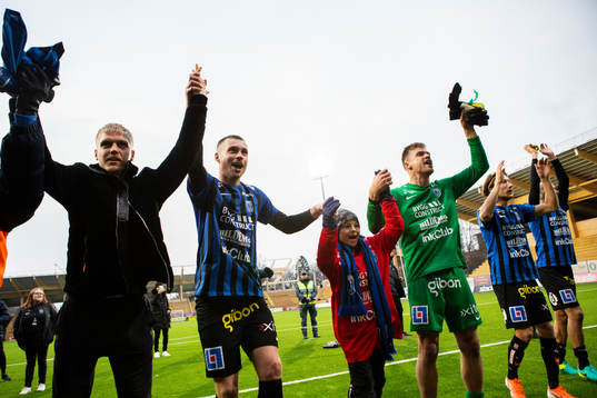 Sirius spelare jublar