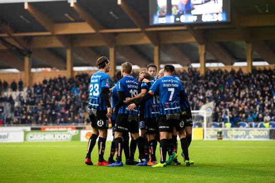 Sirius spelare jublar