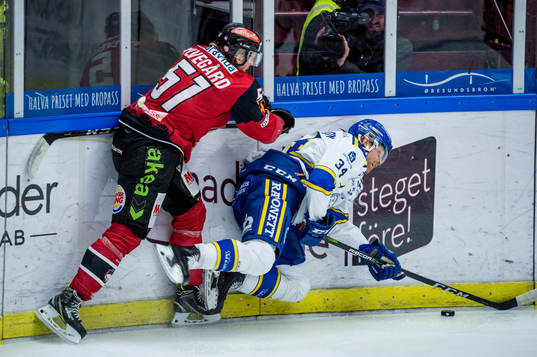 Malmö Redhawks Emil Sylvegård mot Leksands Philip