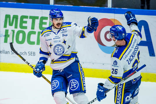 Leksands Thomas Valkvae Olsen och Patrik Zackrisson jublar