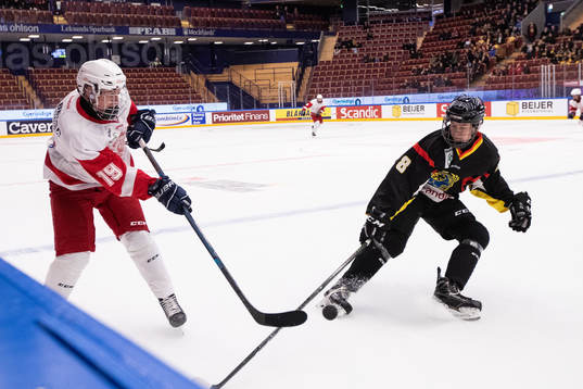 Östergötland Isac Karlsson och Södermanlands Vilgot