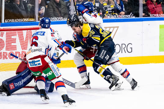 s Axel Holmström