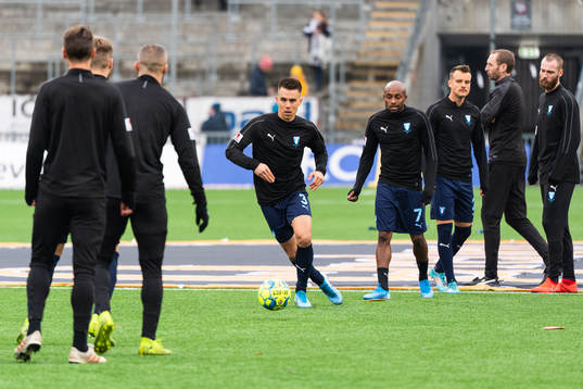 Malmö FFs Jonas Knudsen och Fouad Bachirou