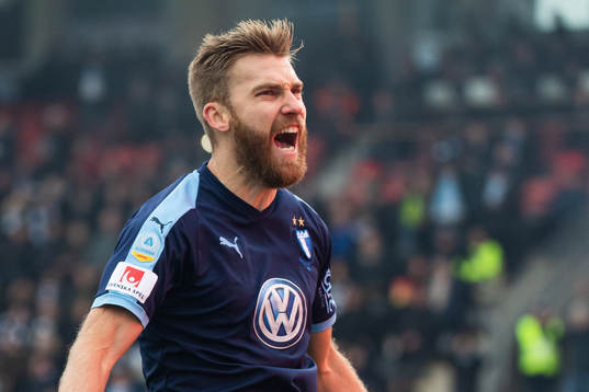 Malmö FFs Rasmus Bengtsson jublar