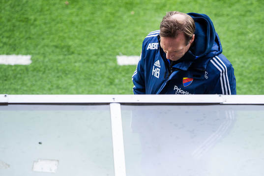 Djurgårdens tränare Kim Bergstrand deppar