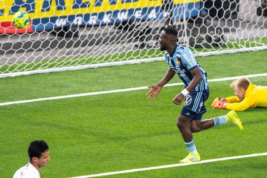 Djurgårdens Mohamed Buya Turay jublar