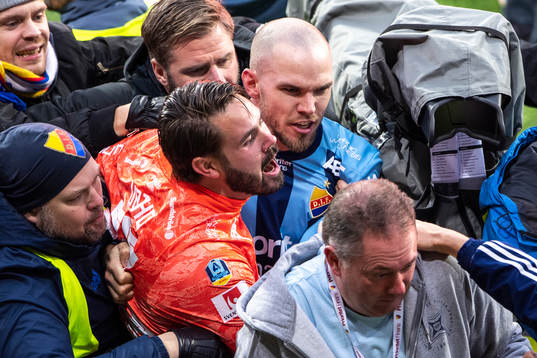 Djurgårdens målvakt Tommi Vaiho och Marcus Danielson