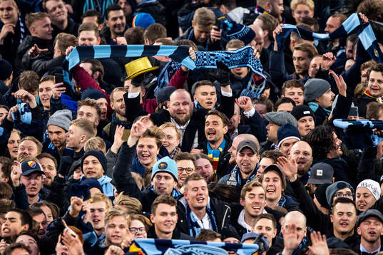 Djurgårdens supportrar jublar
